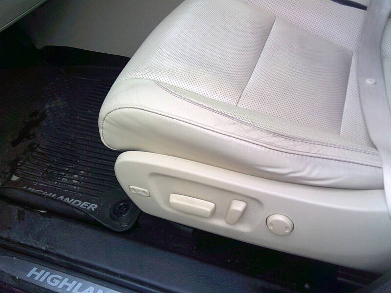 2017 Toyota Highlander Limited Platinum