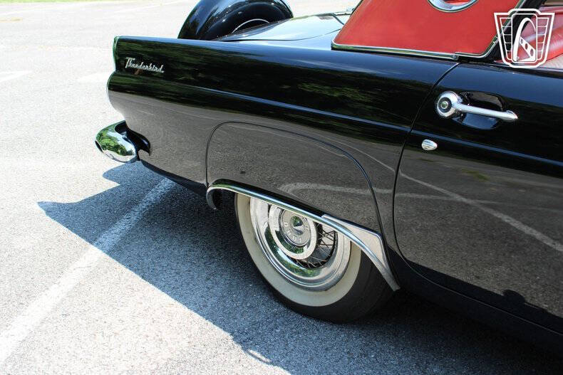 1956 Ford Thunderbird