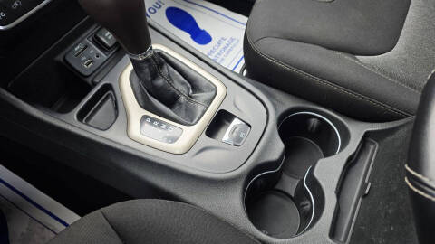 2015 Jeep Cherokee Sport