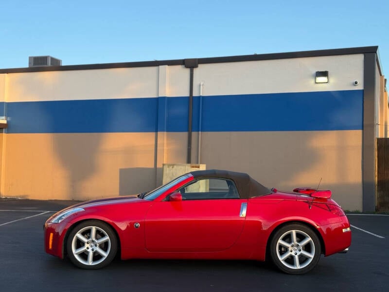 Used 2005 Nissan 350Z Roadster Touring with VIN JN1AZ36A25M754063 for sale in Sacramento, CA