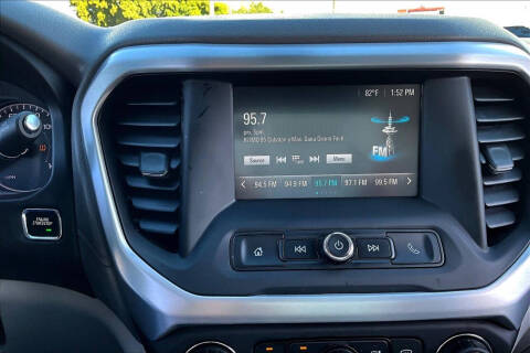 2017 GMC Acadia SLE-1