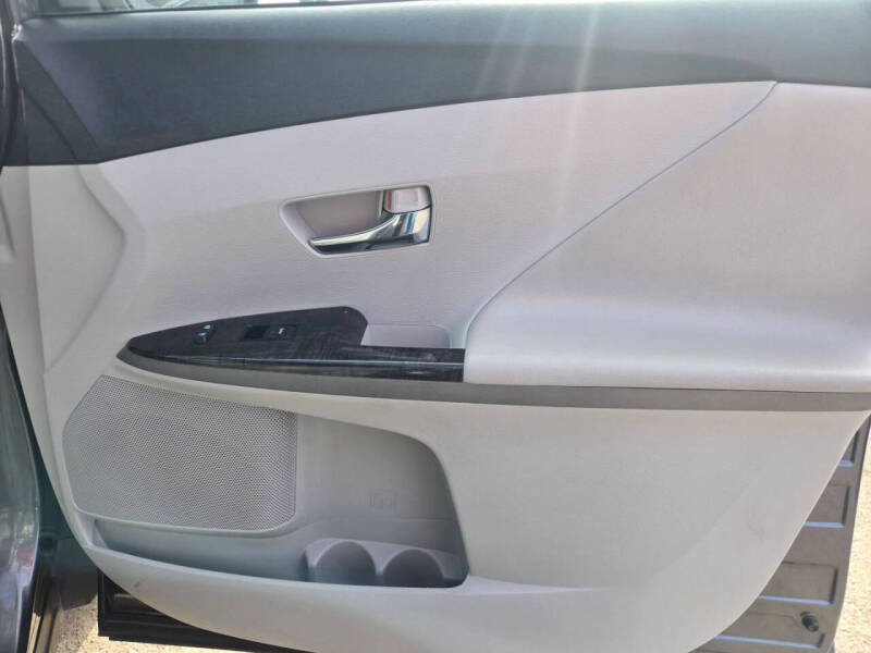 2013 Toyota Venza LE