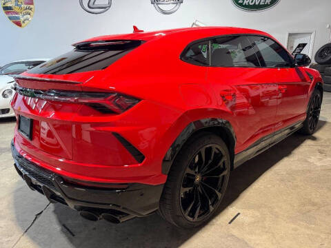2022 Lamborghini Urus