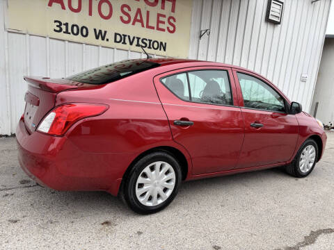 2014 Nissan Versa 1.6 S Plus