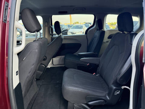 2017 Chrysler Pacifica Touring