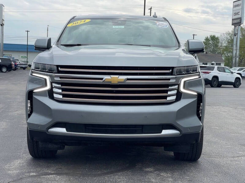 Used 2024 Chevrolet Tahoe High Country with VIN 1GNSKTKL0RR271457 for sale in Benton Harbor, MI