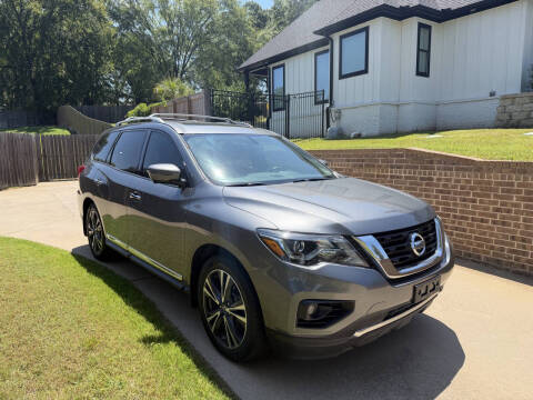 2017 Nissan Pathfinder Platinum