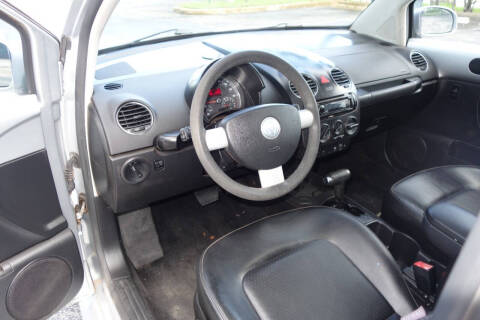 2006 Volkswagen New Beetle 2.5