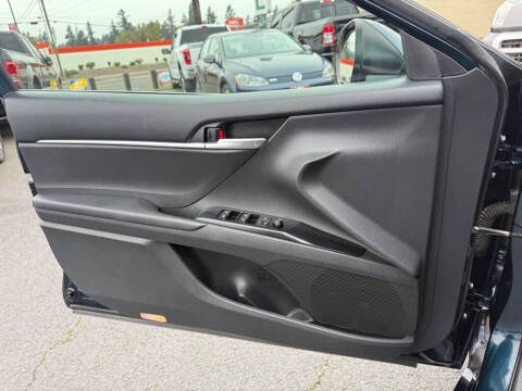 2018 Toyota Camry LE