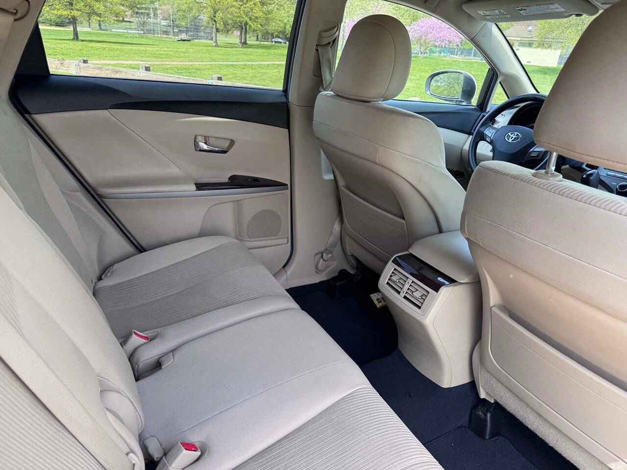 2011 Toyota Venza 22