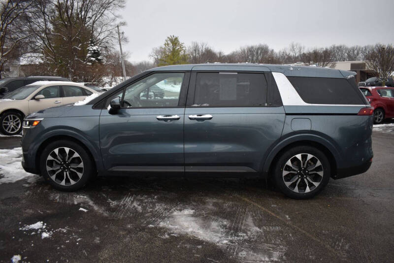 2022 Kia Carnival EX