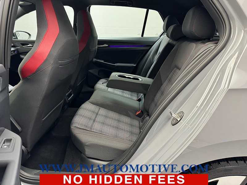 2022 Volkswagen Golf GTI SE