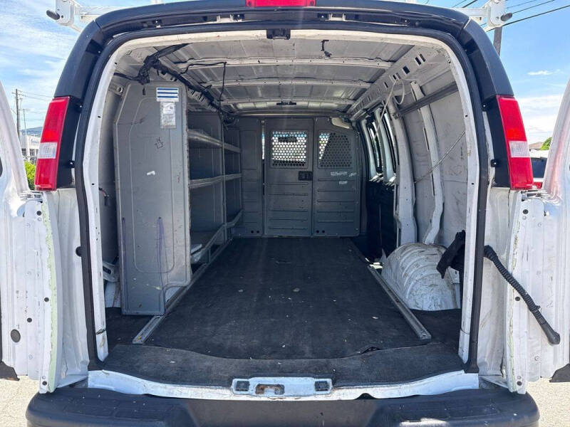 2020 Chevrolet Express 2500