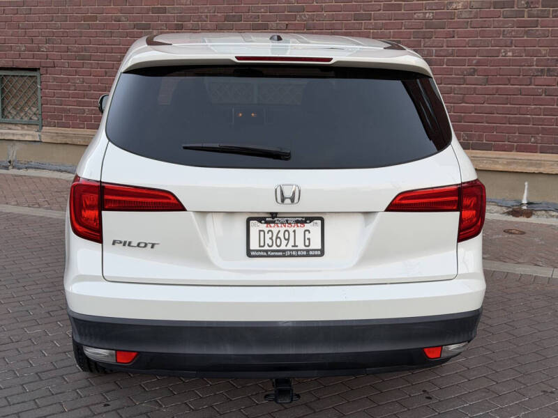 2017 Honda Pilot EX