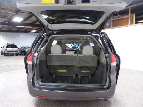 2011 Toyota Sienna XLE 7-Passenger