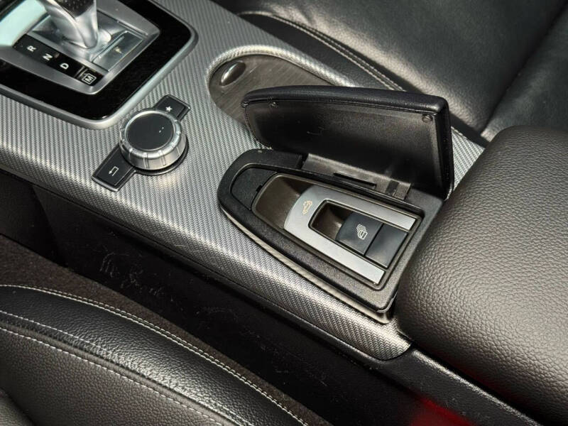 2017 Mercedes-Benz SLC SLC 300