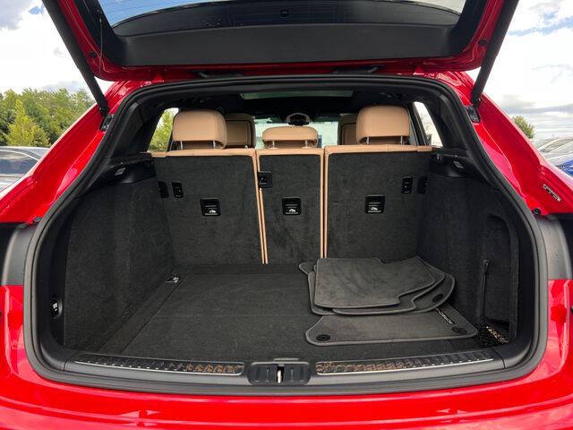 2021 Porsche Macan S