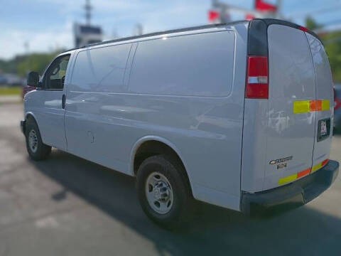 2017 Chevrolet Express 2500