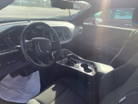 2018 Dodge Challenger SXT Plus