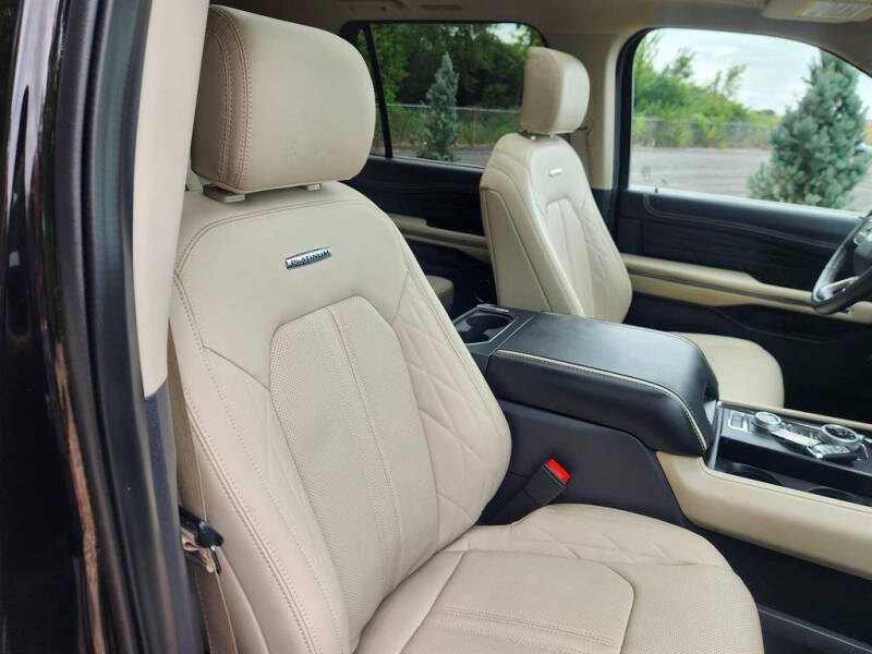 2024 Ford Expedition Platinum