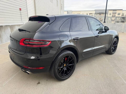 2016 Porsche Macan S