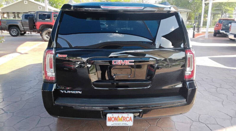 2017 GMC Yukon SLT