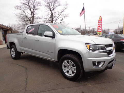2019 Chevrolet Colorado for sale at North American Credit Inc. in Waukegan IL