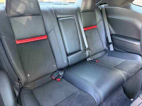 2009 Dodge Challenger SRT8