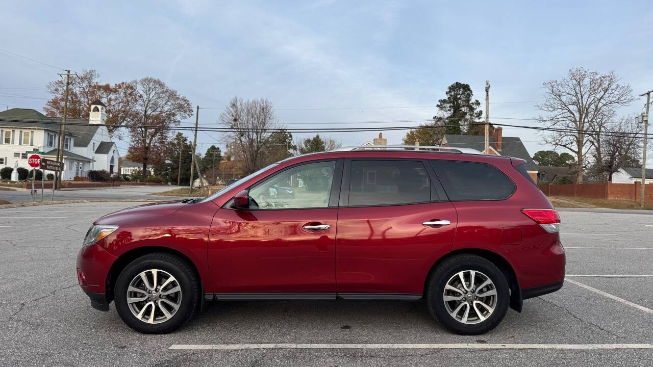 2013 Nissan Pathfinder for sale at Caropedia in Dunn, NC