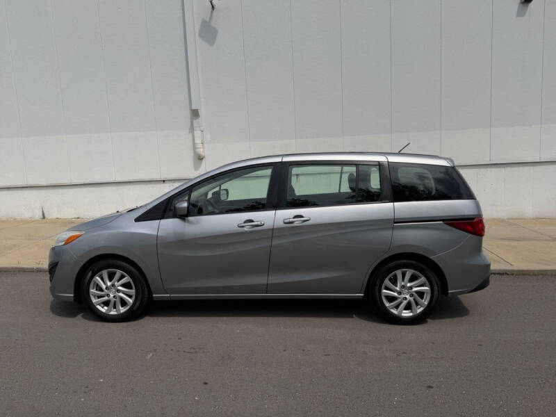 2012 Mazda MAZDA5 Sport