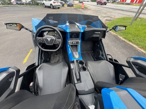 2021 Polaris Slingshot