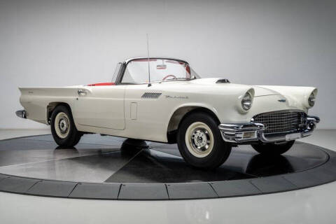 1957 Ford Thunderbird
