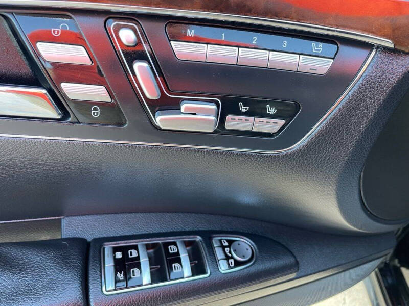 2012 Mercedes-Benz S-Class S 550 4MATIC