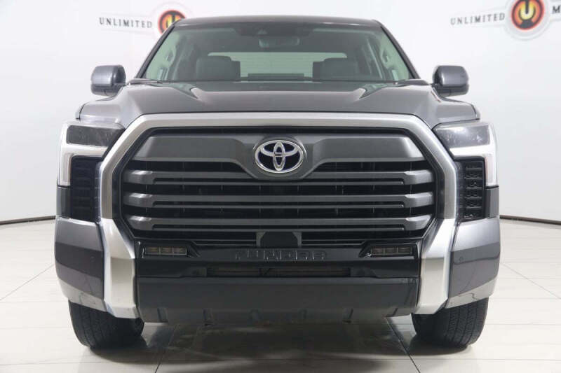 2023 Toyota Tundra Limited HV