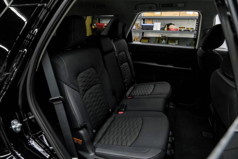 2025 Nissan Pathfinder S