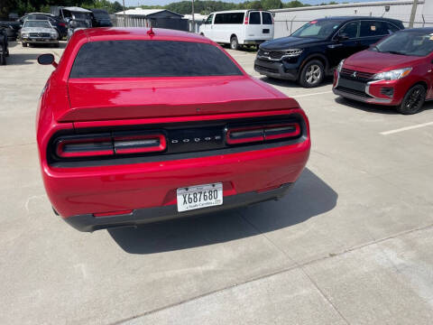 2016 Dodge Challenger R/T Plus