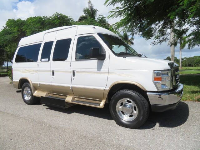 2014 Ford E-Series E-150