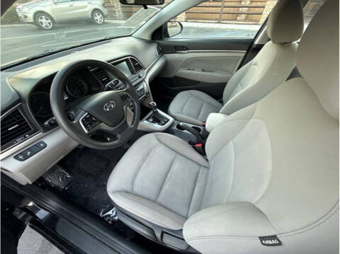 2018 Hyundai Elantra