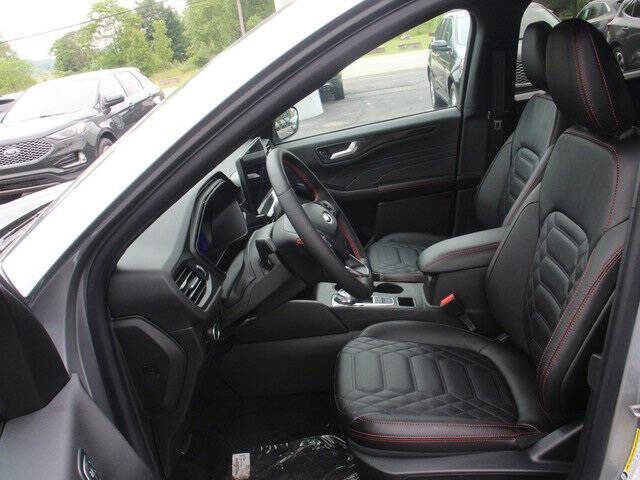 2024 Ford Escape ST-Line Elite