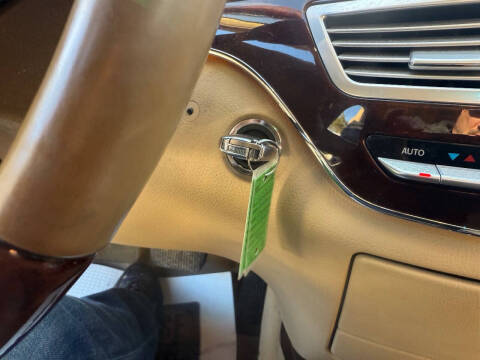 2012 Mercedes-Benz S-Class S 550 4MATIC