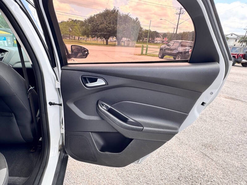 2012 Ford Focus SE
