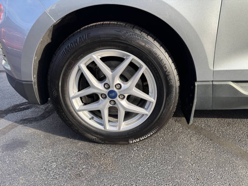 2021 Ford Edge SEL