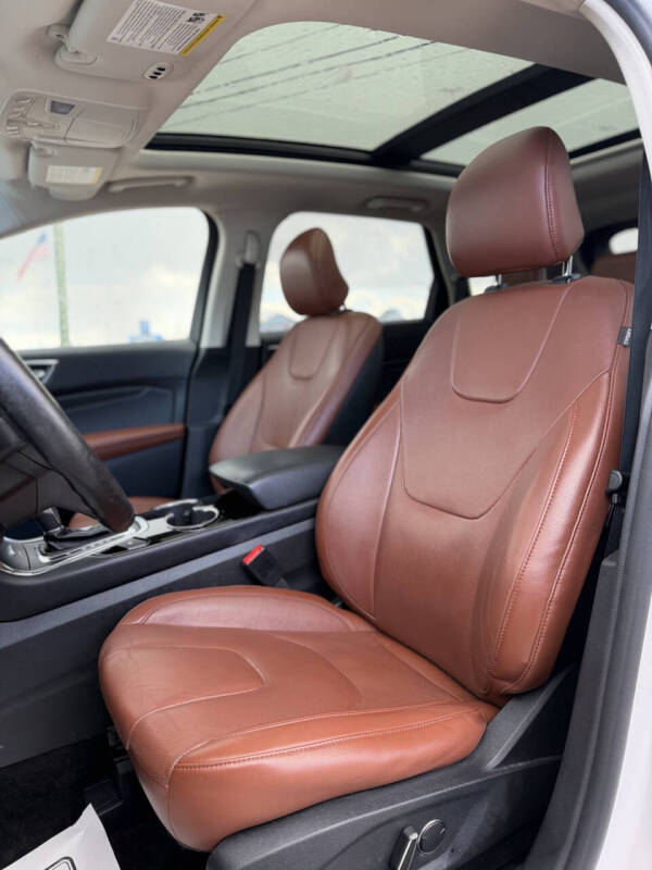 2017 Ford Edge Titanium
