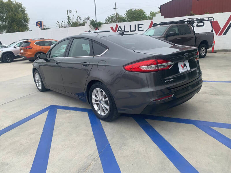 2019 Ford Fusion SE
