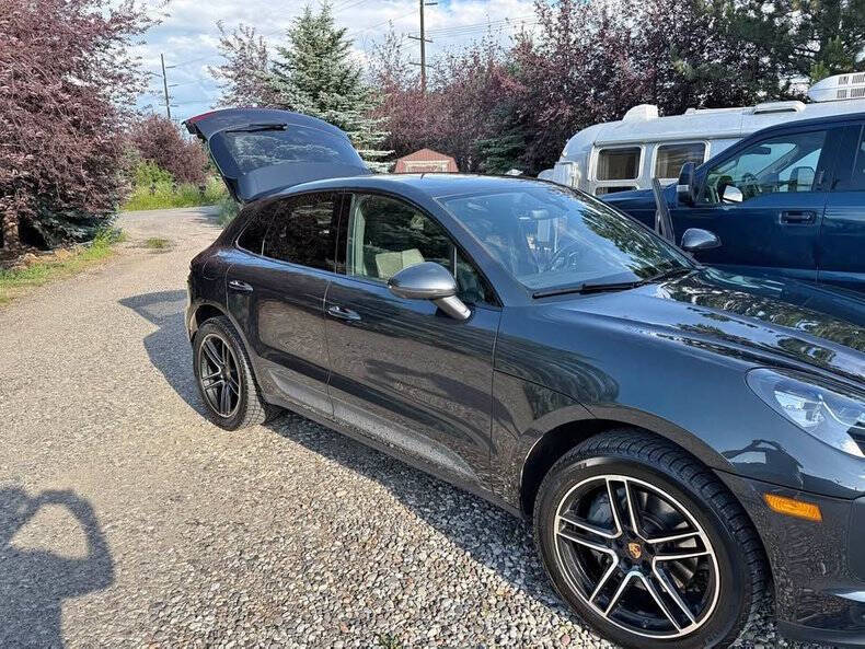 2021 Porsche Macan S