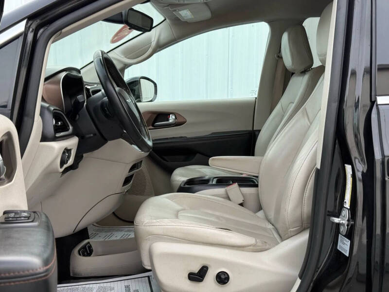 2017 Chrysler Pacifica