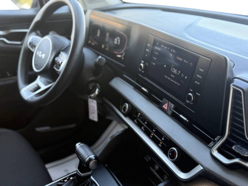 2023 Kia Sportage LX