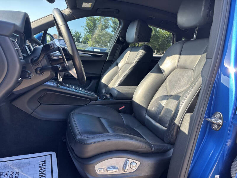 2017 Porsche Macan