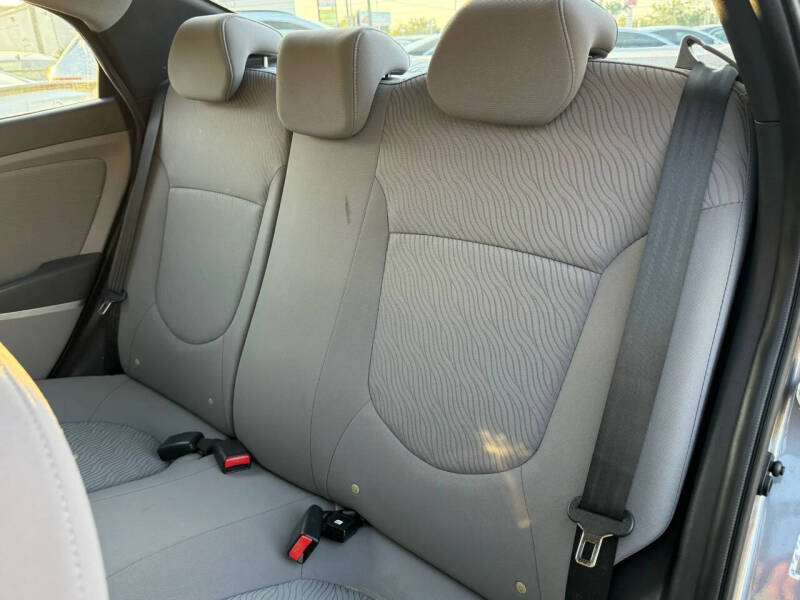 2014 Hyundai Accent GLS