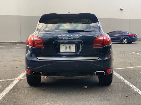 2012 Porsche Cayenne Tiptronic